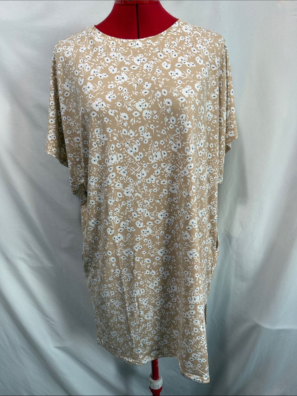 Beige Floral Short Sleeve Tunic Top
